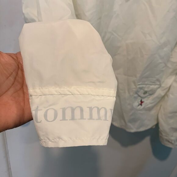 Vintage Tommy jeans Hilfiger windbreaker pullover - Picture 4 of 10